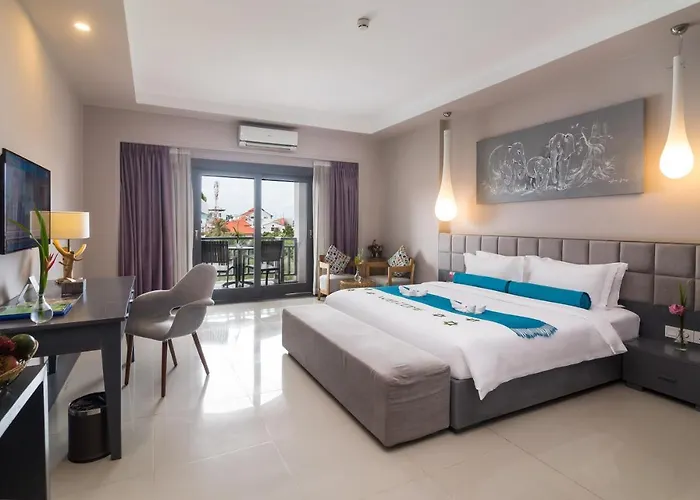 Damrei & 5* Siem Reap